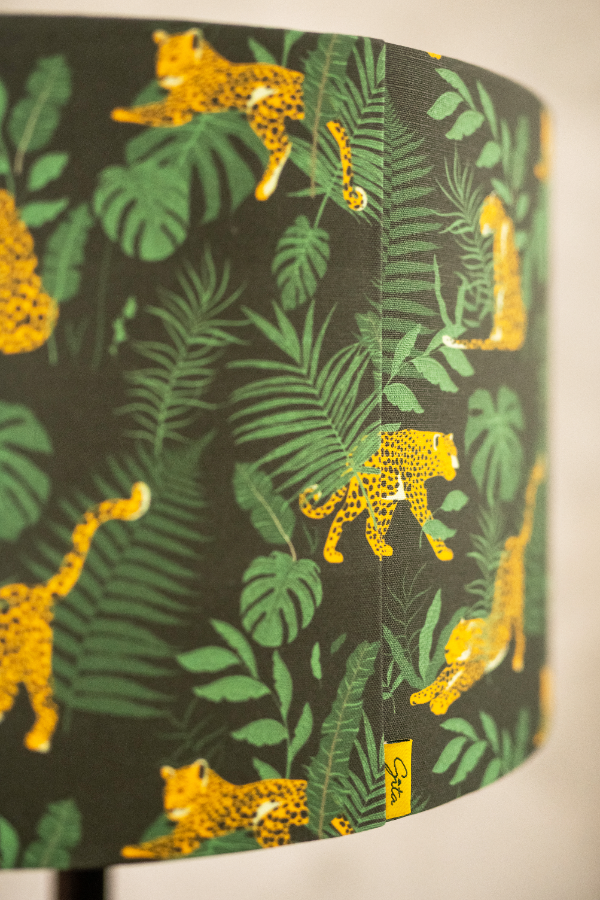 Suzana sjenilo za lampu